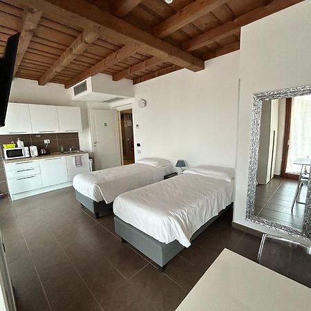 Bes Residence Bergamo Polaresco Buitenkant foto
